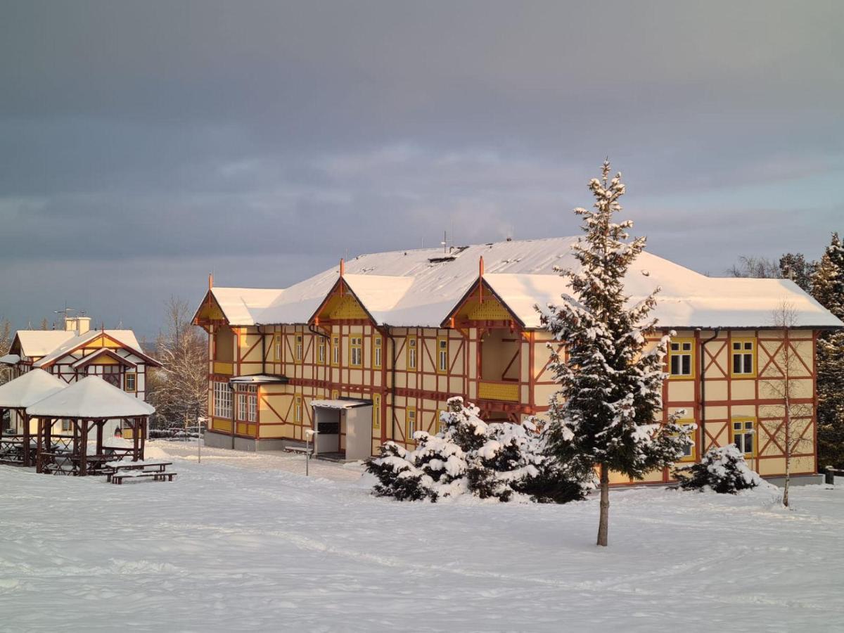 Apartman Srnka S Vyhladom Na Vysoké Tatry Exterior photo