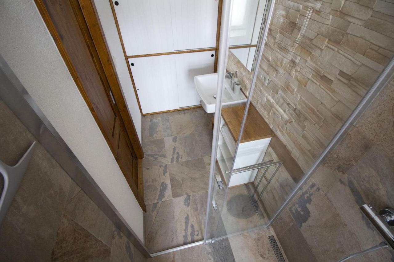 Apartman Srnka S Vyhladom Na Vysoké Tatry Exterior photo