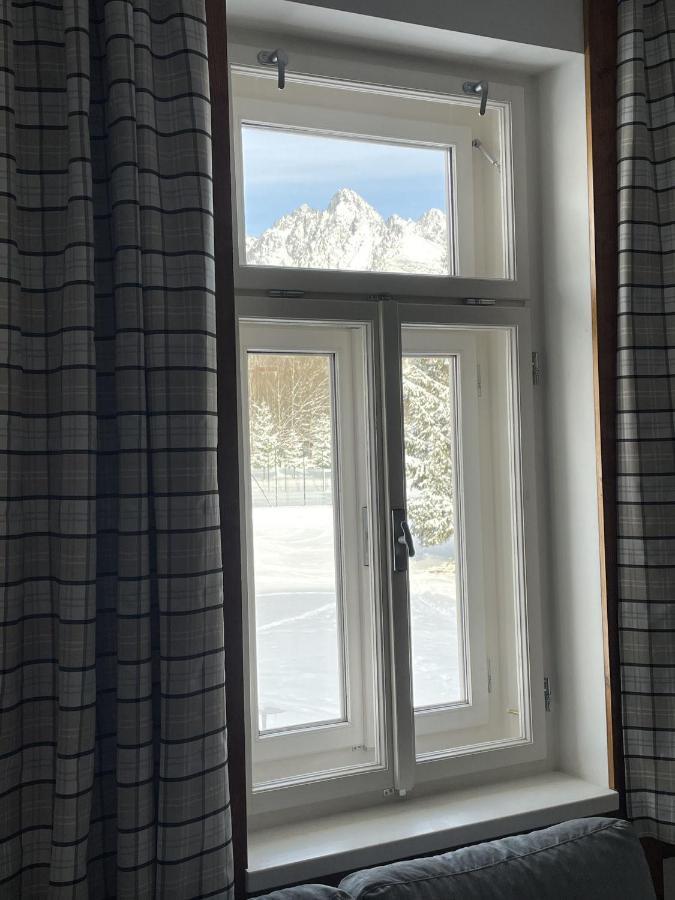Apartman Srnka S Vyhladom Na Vysoké Tatry Exterior photo